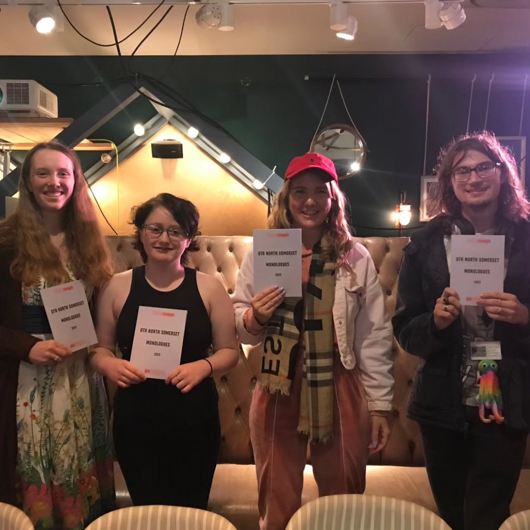 PapatangoTC's tweet image. Young people @otrbristol took part in our free #GoWrite workshops with theatre-maker Florence Espeut-Nickless and saw their scripts brought to life by professional actors at a screening for friends and family. Thanks to fab new theatre space @frontroomwsm for hosting!