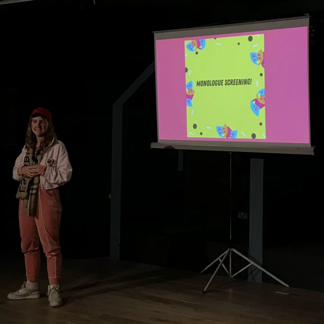 PapatangoTC's tweet image. Young people @otrbristol took part in our free #GoWrite workshops with theatre-maker Florence Espeut-Nickless and saw their scripts brought to life by professional actors at a screening for friends and family. Thanks to fab new theatre space @frontroomwsm for hosting!