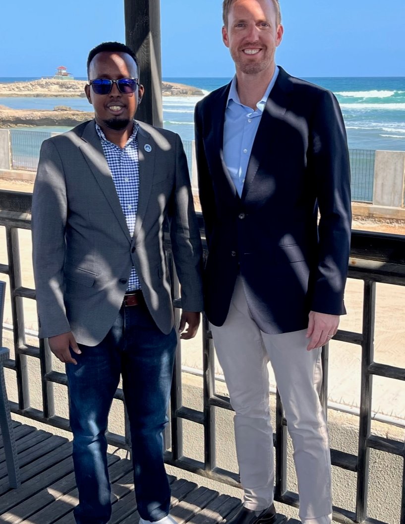 Welcome back to Mogadishu, <a href="/MMBariise/">Mohamed Muse Hassan</a>!  As part of the three-week, U.S.-funded exchange program <a href="/StateIVLP/">IVLP</a>, Mohamed visited several businesses across the United States to learn best practices applicable to Somalia.  🇺🇸🤝🇸🇴 He plans to use what he learned to expand the Somalia's