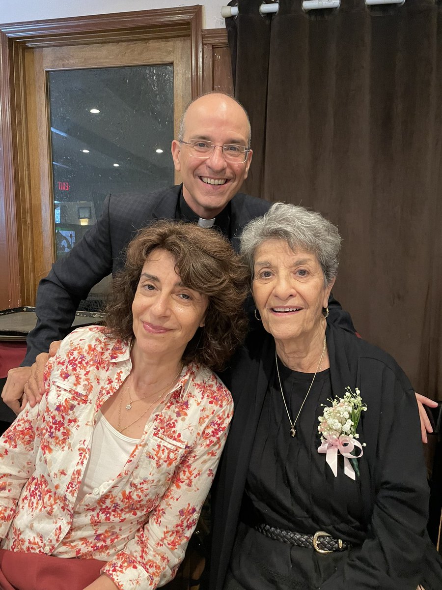 ericcsp's tweet image. It's Moms birthday... it's great she's honored with a Federal Holiday!