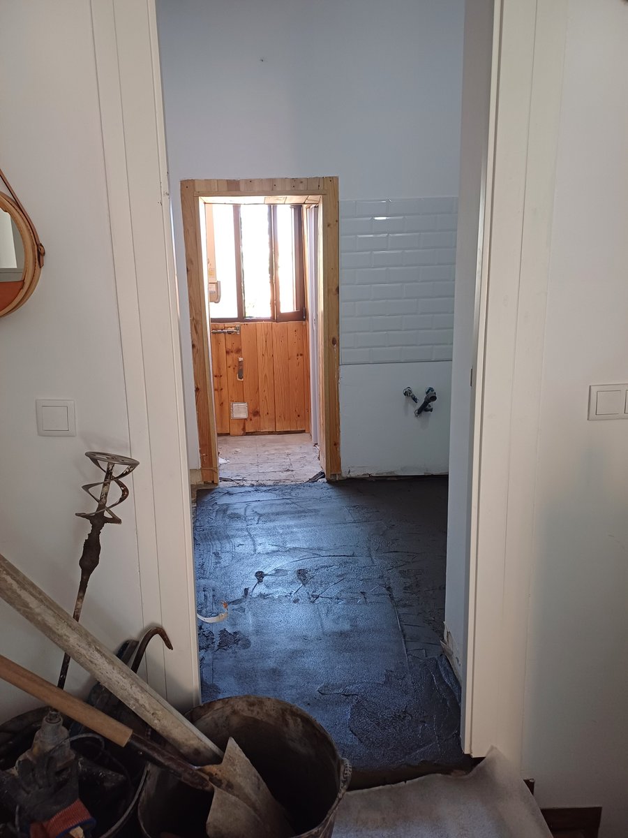 MariaArtze's tweet image. Pois estou co #Día10 da miña cura de #desatrapallamento #destralhar

A tarefa de hoxe é identificar un área problemática de atrapallamento no noso piso. Vamos ver como volo explico...