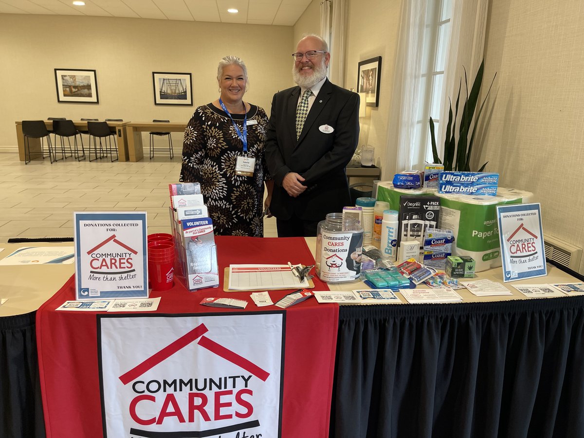 CARES4homeless's tweet image. A Big THANK YOU! to the @GHAR for showing that our Community truly CARES! They provided a generous amount of donations during their Annual Meeting &amp;amp; Trade Show last week.  Pictured with our Development Director Tim Settlemyer, is Laurie Carney, VP of the GHRF. #MoreThanShelter