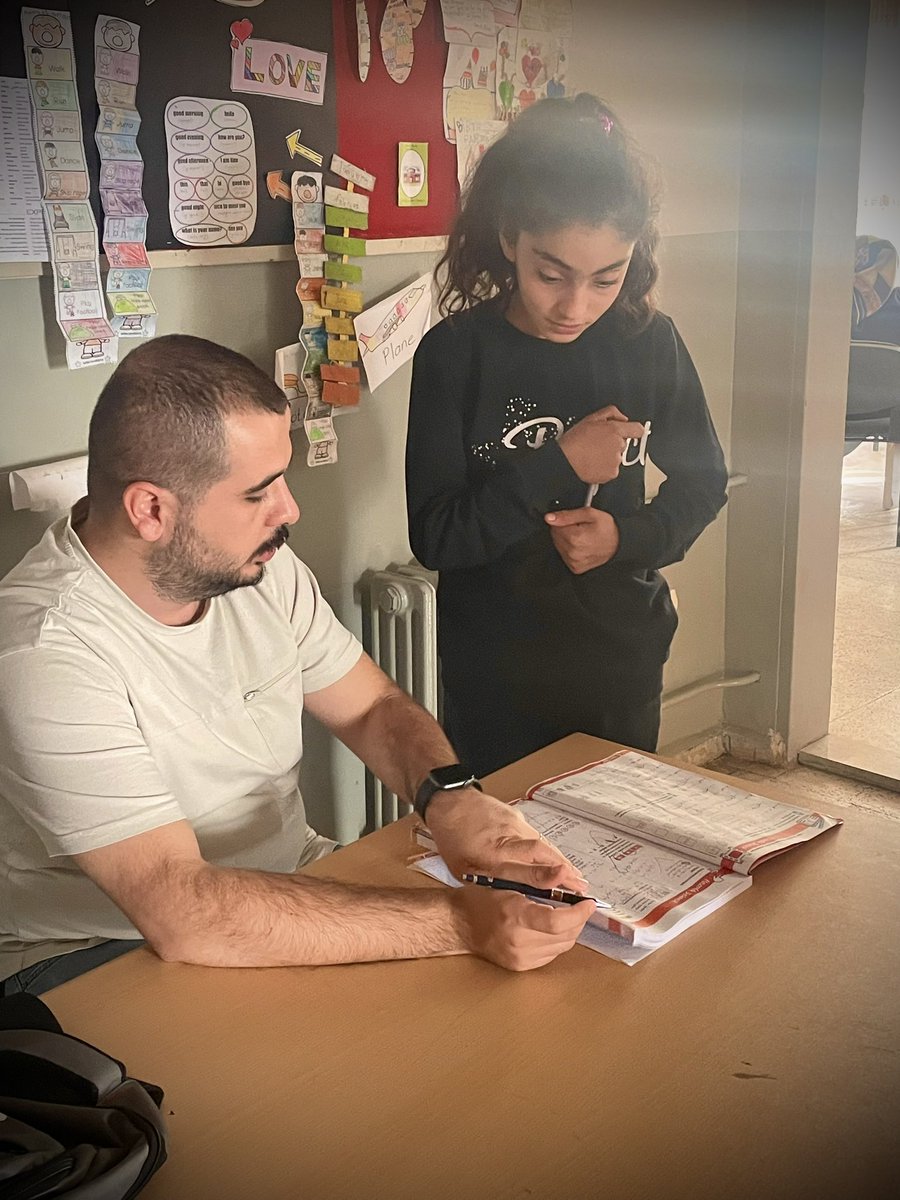 bayrakio's tweet photo. Öğrencilerimizin LGS hazırlıkları tüm hızıyla devam ediyor. 📚✏️⏳

@Diyarbakirmem 
@CermikMEM 
@muratbozdogan21 https://t.co/yf7HB85tdX