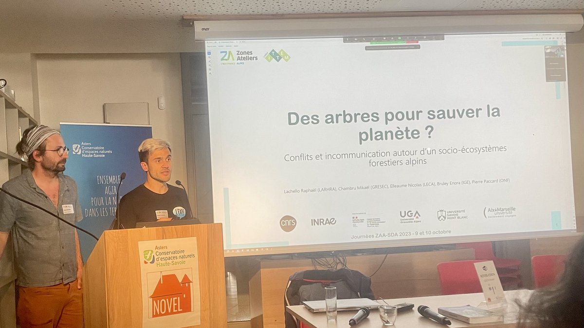 LautaretGarden's tweet photo. Aux journées de la Zone Atelier Alpes à #Annecy on écoute les projets 2023 financés, c’est une occasion précieuse pour nous de partager ⁦@cherch_montagne⁩ et ⁦@mchambru⁩ du ⁦@LabexITTEM⁩  qui posent une question intéressante : des arbres pour sauver la planète ? https://t.co/ULB77iT5Z5