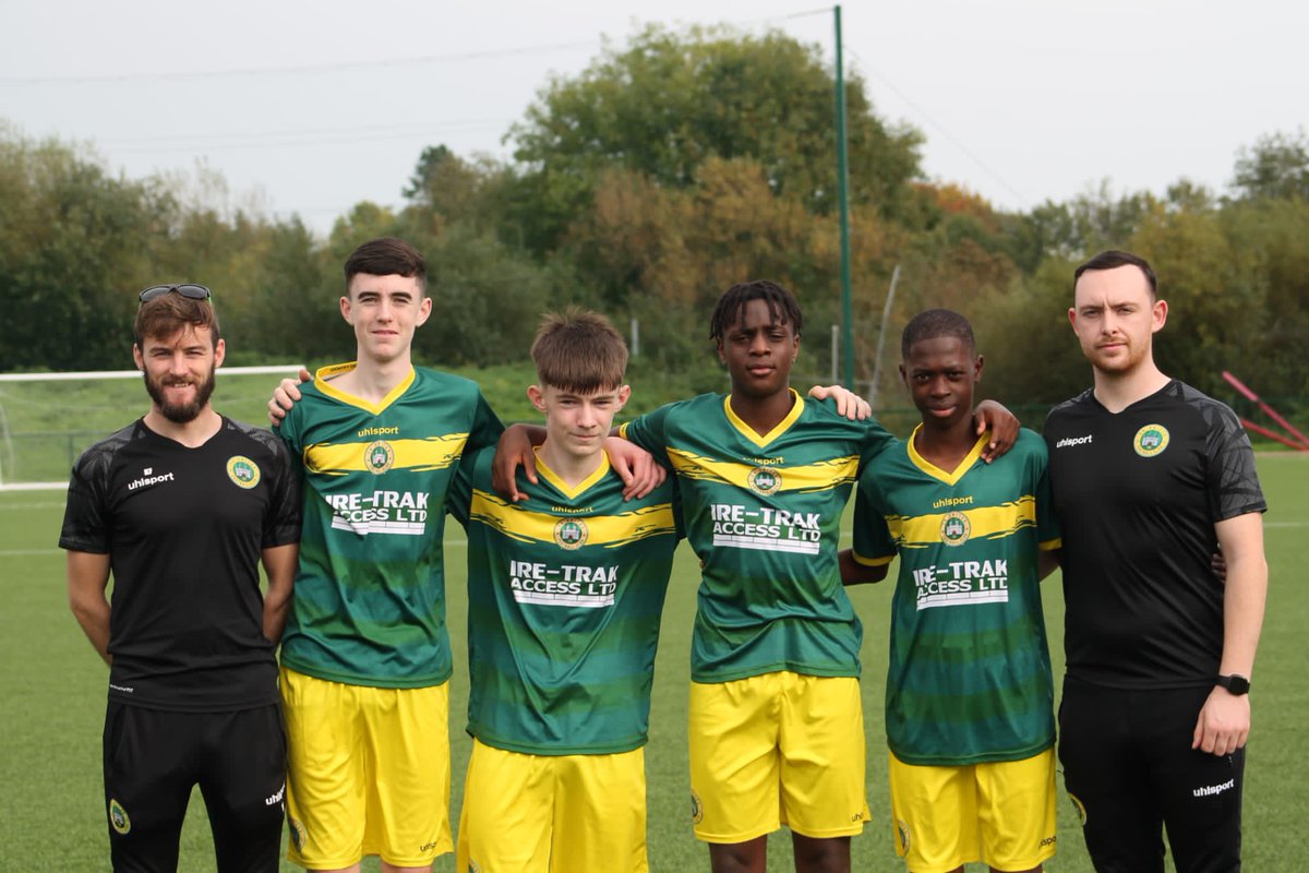 ckutdfc's tweet photo. It was a huge achievement for the club this weekend as four players from our MU14s were a part of the matchday squad for our MU17s fixture against Cobh Ramblers 

The players picture below from left to right are Oisin Earley, Callum Slattery, Akachi Ogbulafor and Timmy Adeleye 💚 https://t.co/gqXG1f8K3D