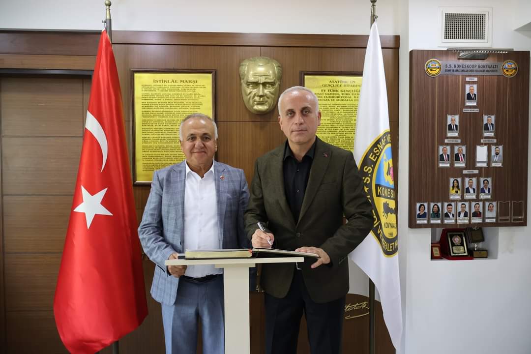 KONESKOOP's tweet photo. Konyaaltı Kaymakamı Rahmi Köse, KONESKOOP'a iade-i ziyarette bulundu. Ziyarette KONESKOOP Yönetim Kurulu Başkanı Durali Kolpak ve Yönetim Kurulu üyeleri hazır bulundu. Başkan Kolpak, ziyarette Kaymakam Rahmi Köse'ye KONESKOOP'un çalışmaları ve esnafın durumu hakkında bilgi verdi. https://t.co/r1ngFxqJBH