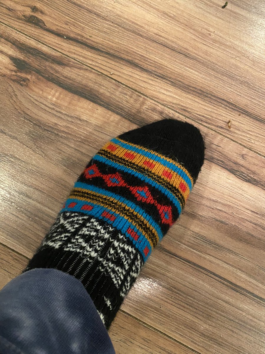 findomklynn's tweet photo. It’s official COLD 🥶 in the morning. Whose send is going to help keep me warm and buy me more socks? 😘😘 #findom #sub #cashcow #paypig #domme https://t.co/7U6QaN2xIo