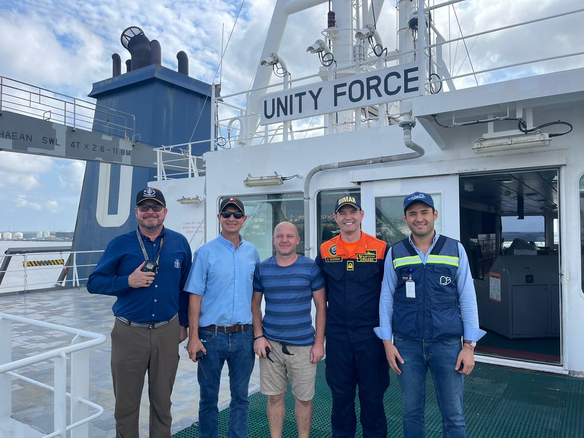 jormon26's tweet photo. El @puertobaq se destaca como uno de los terminales en zona portuaria de Barranquilla que logra hitos históricos en cuanto a llegada motonaves y carga, y este mes no es la excepción con #UnityForce que trajo 33.663 toneladas y 10,30 metros de calado. https://t.co/Q3jTLKpQyA