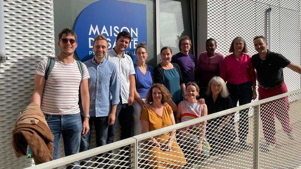 AVEC_sante's tweet photo. [Aller verT 🚲]
L'équipe d'AVECsanté a eu l'honneur de rendre visite à la #MSP Pyrénées Belleville à l'occasion de la visite de Sylvain pour son #tourdefrance à vélo ! 🚴
Une MSP active pour son quartier, des #projets #pluripro, un investissement des #usagers remarquable 👏 https://t.co/V3jZMHyVjU