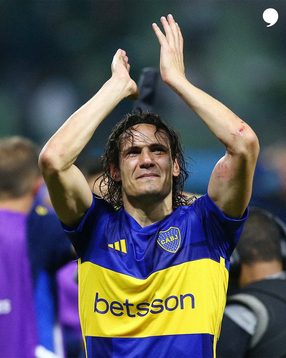 Edinson Cavani: "When you’re a child, you have this illusion that the person who is the most successful is the one with the most possessions.

When you grow up, you realise that the person who is the most successful is the one with the wisdom to live life.

When you make it as a