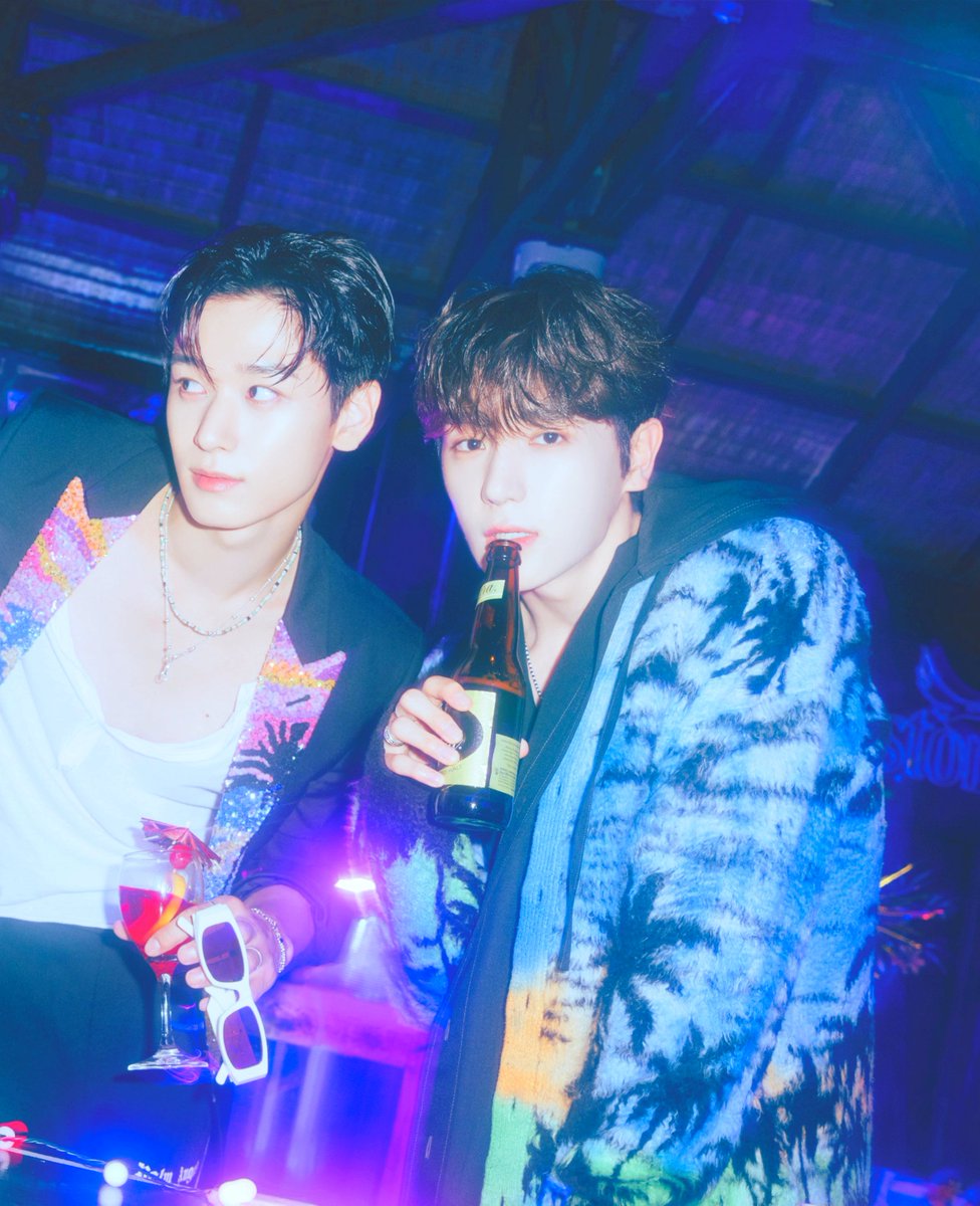 여기서 나가서 둘이서만 2차 간 거 같구 넘 귀여워요ㅠㅠㅠㅠㅠㅠㅠㅠ