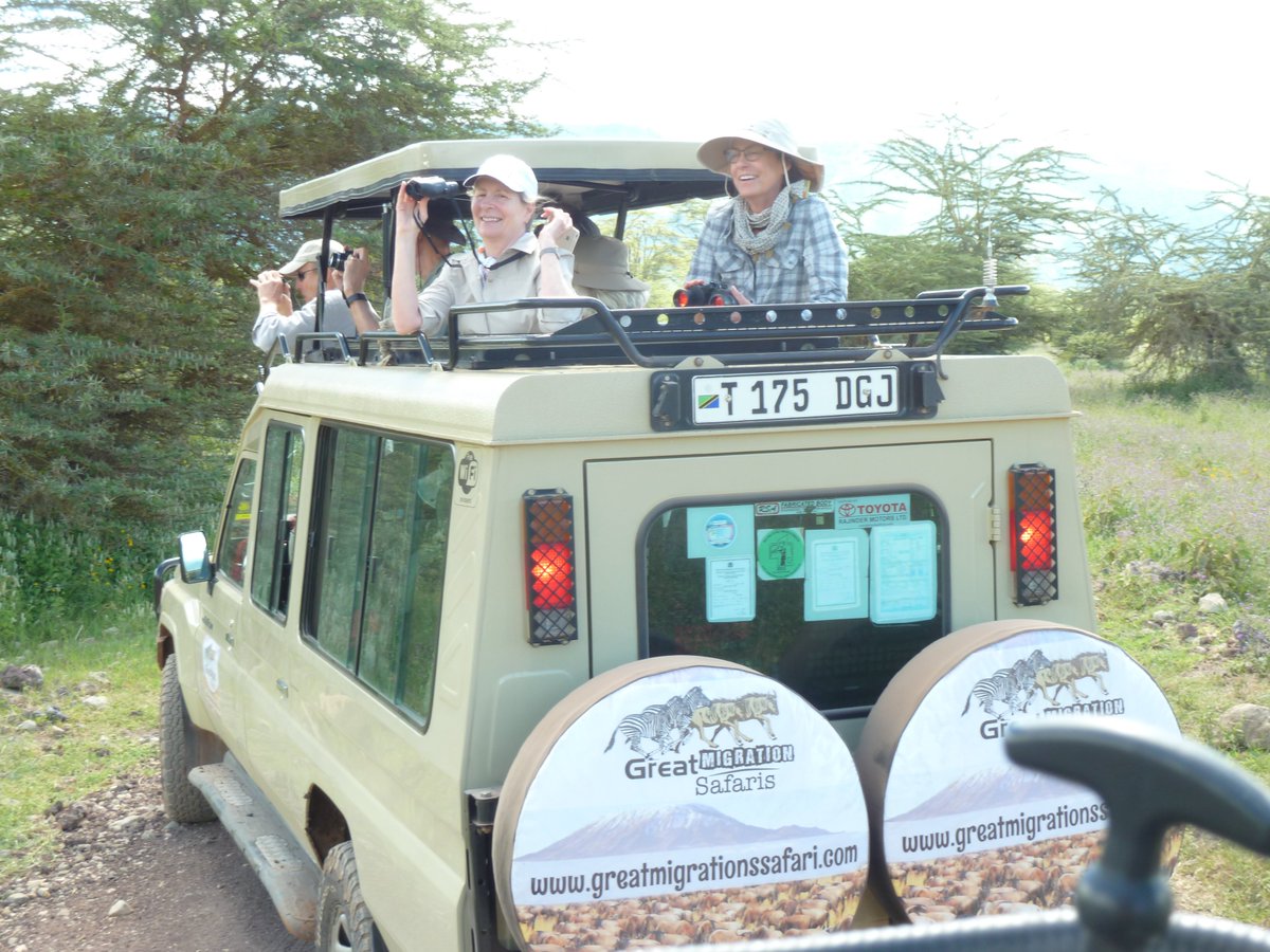 sgreatmigration's tweet photo. Get incredible insights from soaring sand dunes to savannas wildlife. Book your safari trip to experience the beautiful @https://greatmigrationsafaris.com/

#greatmigrationsafaris #tanzania #safari  #africa  #wildlife #wildlifephotography #travel https://t.co/bqxnQQI5No