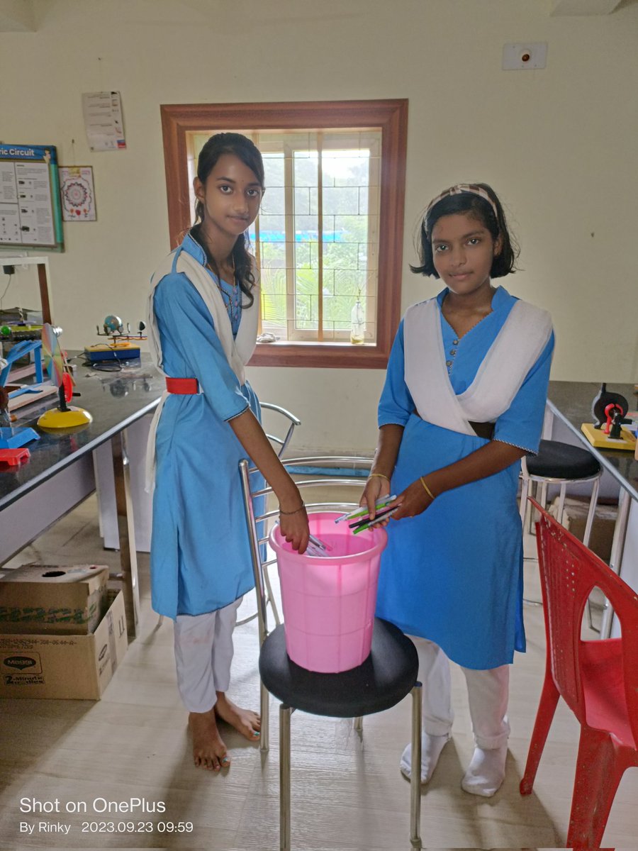 BISHNUC07252820's tweet photo. #Week -50
#AOD ArtOfDedicating
#MissionPlasticfree
#CollectionOfSUPens
#SmallStepBigImpact
#SayNoToSUP
#SaveSoilWaterAir
#SaveNatureFuture
#ClimateEducation
#ClimateTeacher
#ClimateAction
#BeatPlasticPollution
#OnlyOneEarth
#MaanKiBaat
#MissionLiFE
#ChooseLiFE https://t.co/kKL8trru24