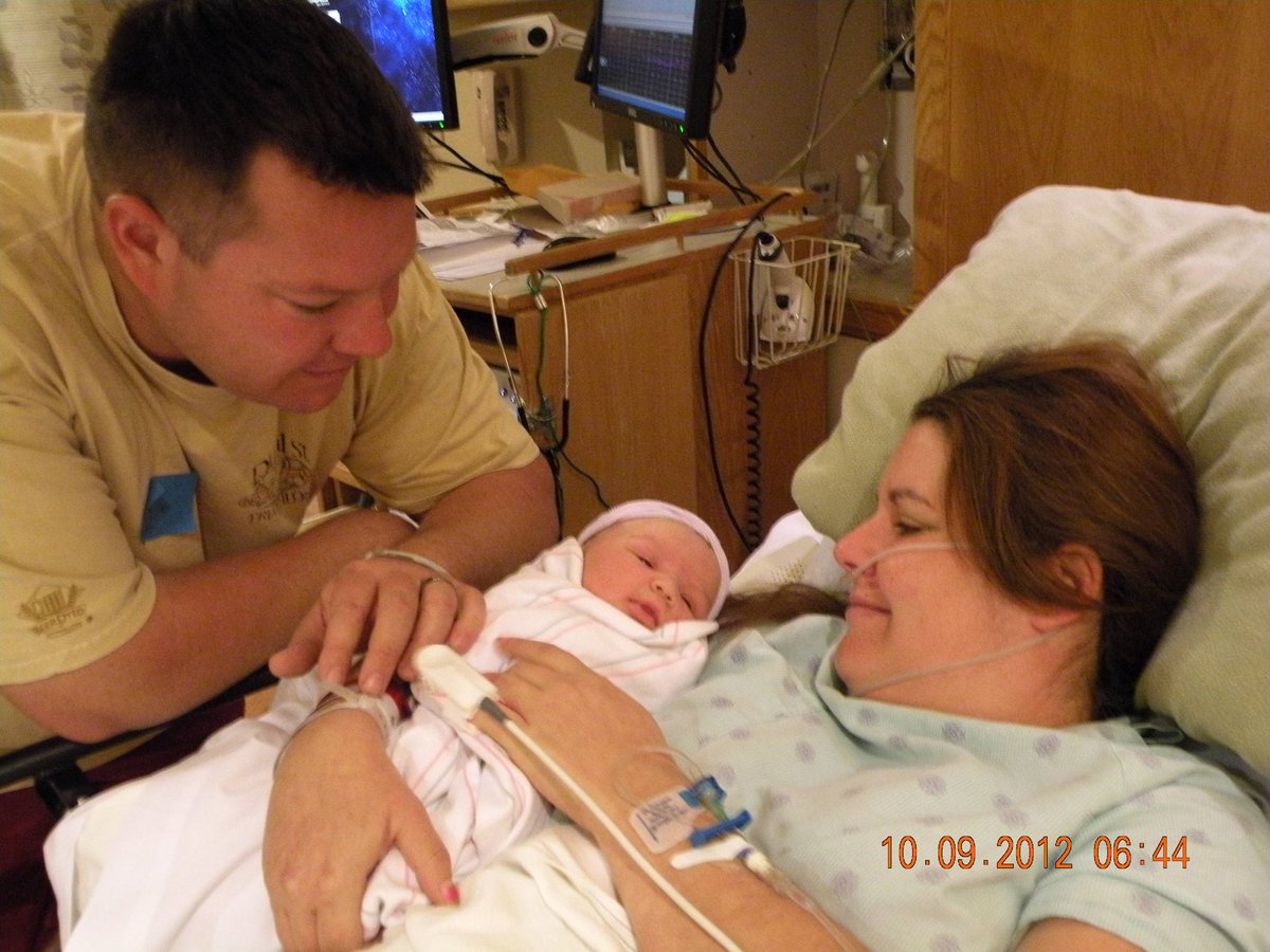 ItsCoffeeQueen tweet media