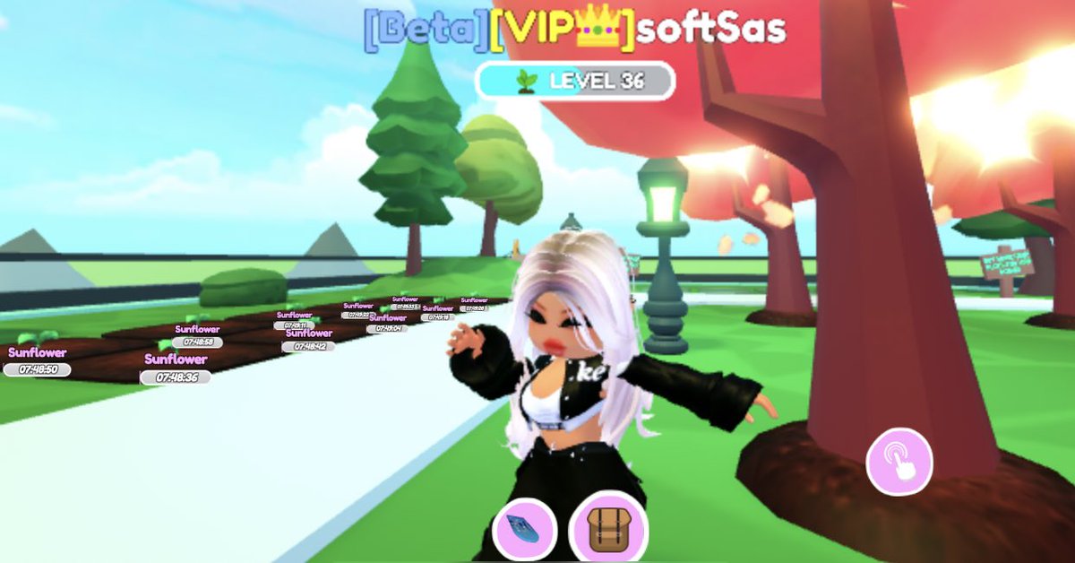PomsPeeps's tweet photo. Will dance for peaches 🍑… #Roblox @WonderWorksRB #OLB2 https://t.co/gnGXmy1qen
