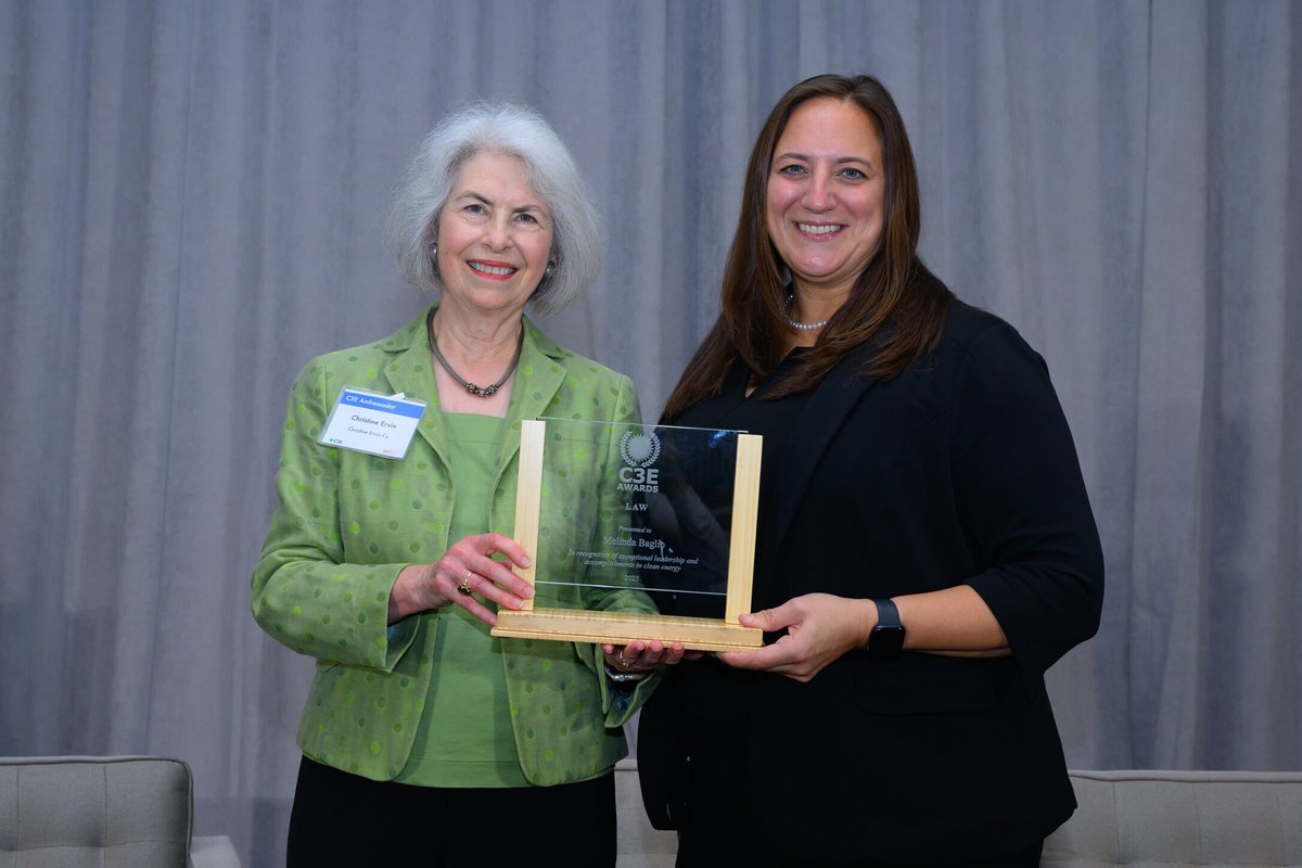 Fordham Law congratulates Melinda Baglio ’09, chief investment officer and general counsel at @CleanCapital_, on receiving this year’s C3E Law Award from @C3E_EnergyWomen.