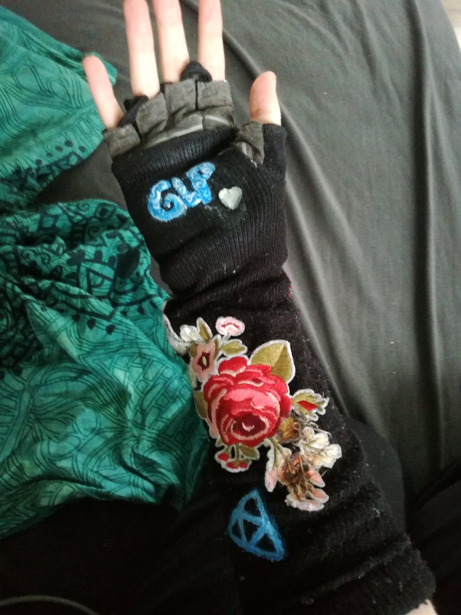 𝓛𝓮𝓸🥀✧*。 tweet media