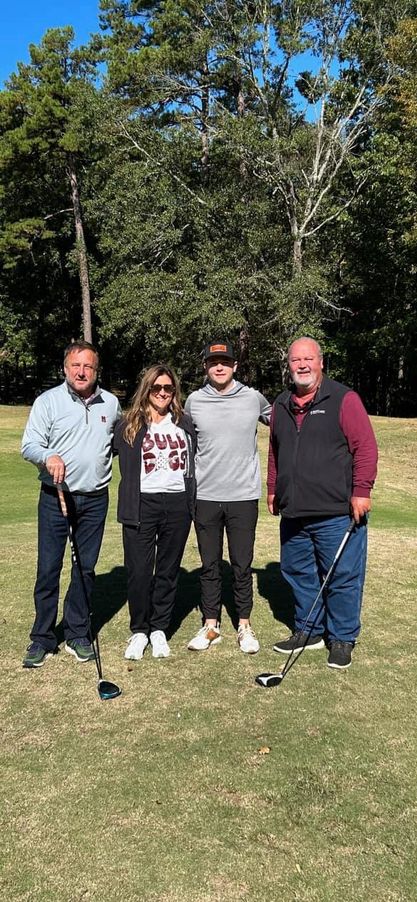 BKilmichael's tweet photo. Bank of Kilmichael sponsored a team in the JA Charity Golf Tournament. Bank of Kilmichael Team members: Alan Gant, Chrissy Hill, Stefan Gant and Mickey Roberts
Second picture: Mickey Roberts, and JA members Tara Moore, and Alicyn Shaw. Tara  Mickey both work at our Winona branch. https://t.co/44KHjgyfRI