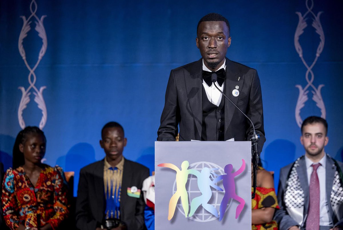 CheveningDRC's tweet photo. Spotlight on Chevening alum @bachokejoan : Joan has been honoured with the prestigious HAF/Patron Award by the World's Children's Prize in Sweden, presented by Her Majesty Queen Silvia. A monumental achievement in advocating for children's rights in the DRC. https://t.co/OPTKdIaRCn