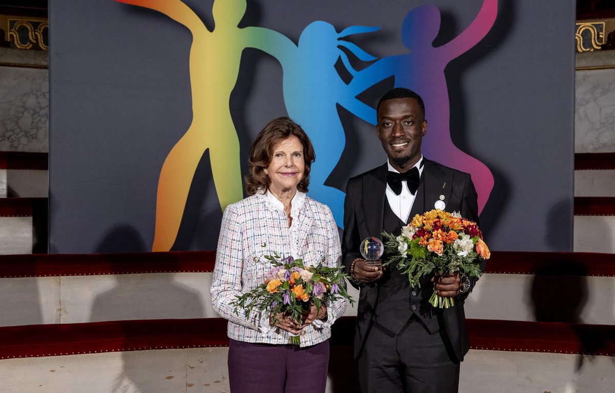 CheveningDRC's tweet photo. Spotlight on Chevening alum @bachokejoan : Joan has been honoured with the prestigious HAF/Patron Award by the World's Children's Prize in Sweden, presented by Her Majesty Queen Silvia. A monumental achievement in advocating for children's rights in the DRC. https://t.co/OPTKdIaRCn