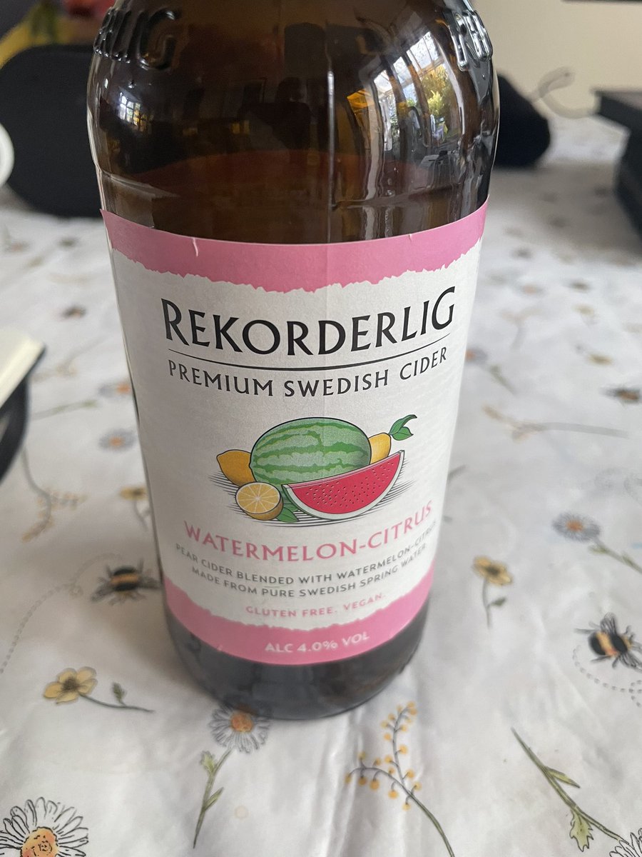 MutzNutz tweet media