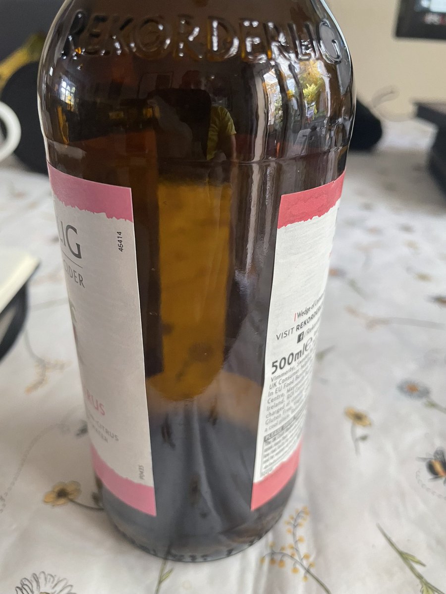 MutzNutz tweet media