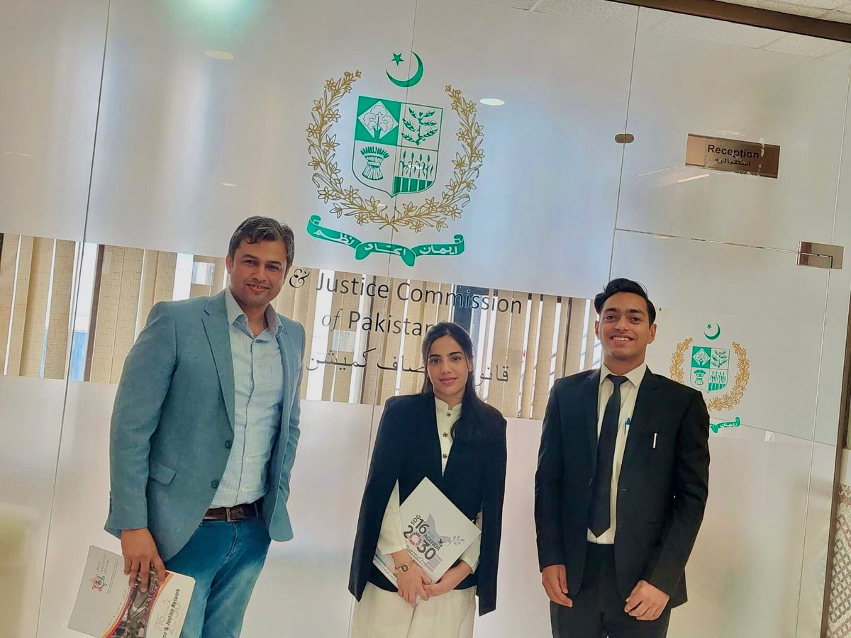 PJNPakistan's tweet image. For promotion and effective working of District Legal Empowerment Committees (#DLECs), @PJNPakistan Access to Justice Cell team and PJN&apos;s CEO visited Law &amp;amp; Justice Commission of Pakistan (LJCP). Peace &amp;amp; Justice Network CEO @SyedRazaAli is also the member of Islamabad Capital…