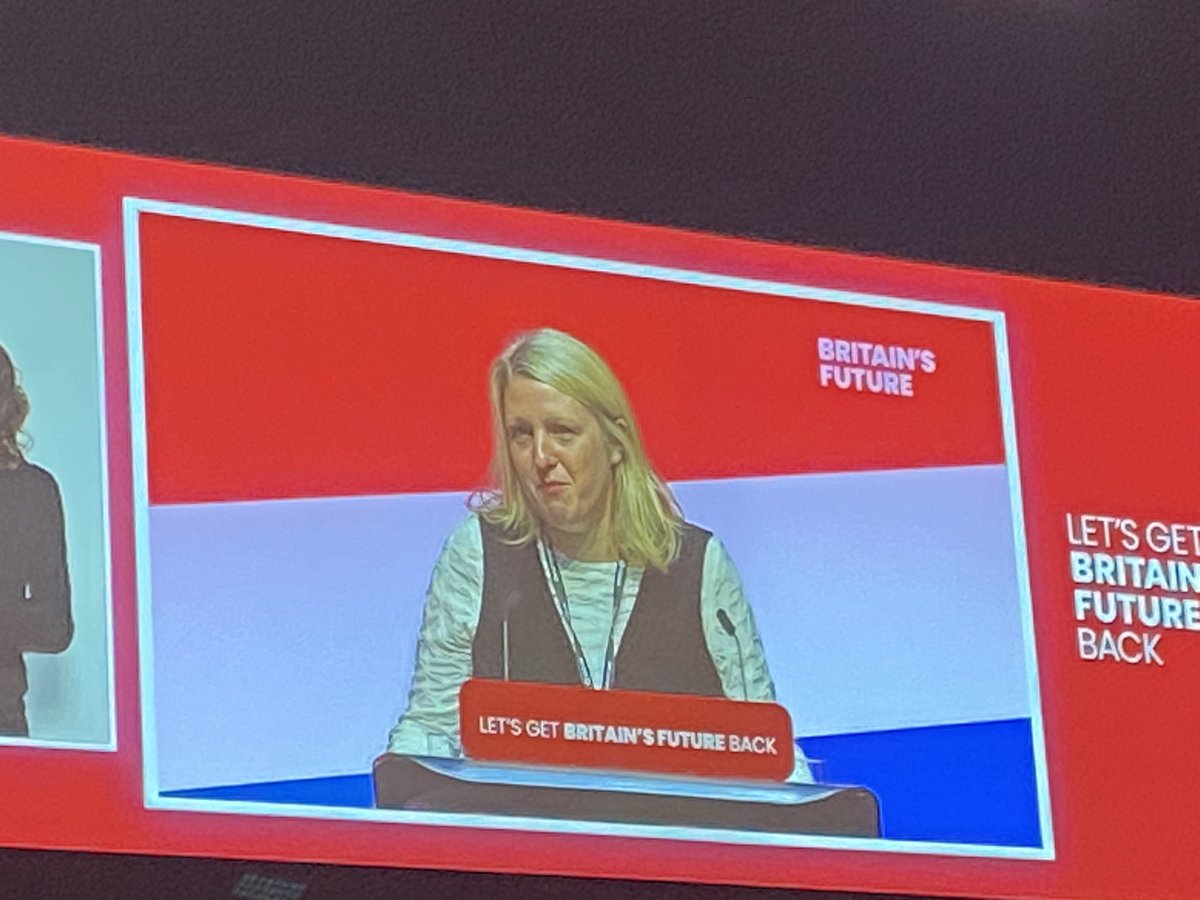 UKHarpists's tweet photo. @NaomiPohl speaking up for musicians @UKLabour conference @WeAreTheMU https://t.co/re3LwPTaRP