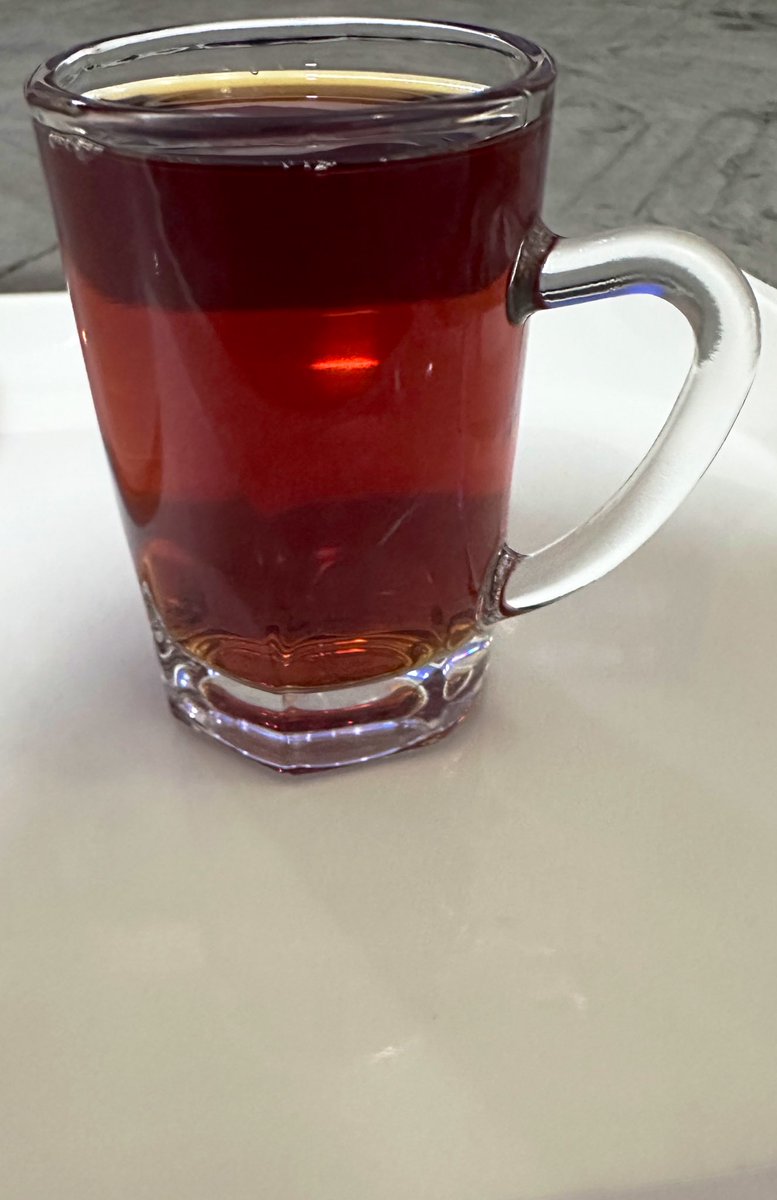 madridi515's tweet photo. #حزة_الشاهي 
#الشاي 
#ملك_الفن_خالد_عبدالرحمن                                    
#خالديات💙🤍 وصوت أبونايف😴
@TeaOrigin_sa https://t.co/U9URy4n4tq