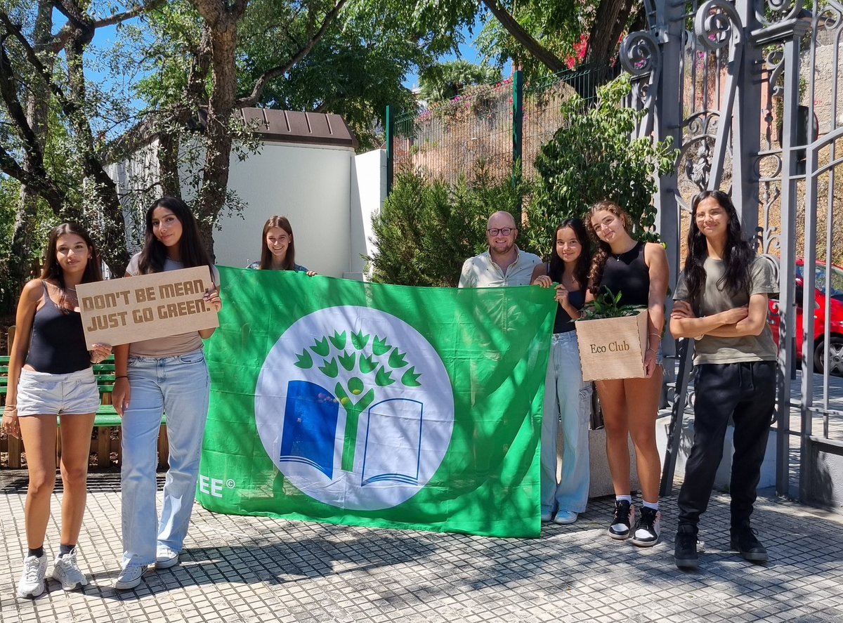 ASBschool's tweet photo. After four years (2019-23) ASB has proudly received the Green Flag, recognizing us as an official Eco School, one of the few international schools in Spain, signifying our commitment to continuous sustainable education in our community. ๐๐
#ASBcares #ASBserves #ASBlearns https://t.co/emN3wEdJei