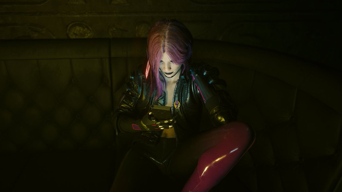 Chilling at the Heavy Hearts. Feel free to pull up a chair. Drinks are on you, though.