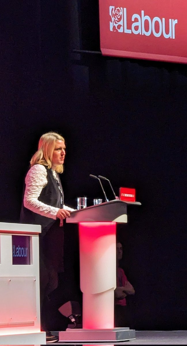 CarlGreatbatch's tweet photo. General Secretary of @WeAreTheMU, @NaomiPohl, speaks next at #LabourConference23 and sets out the horrendous issues her members face and how @UKLabour's plans will help. #Lab23 https://t.co/fUU9u6vJzt