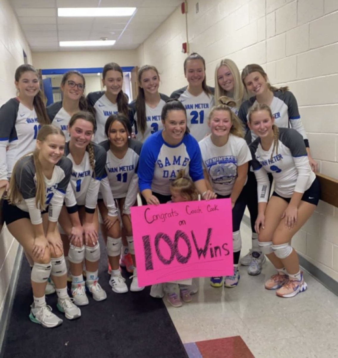 VMMrsCook's tweet photo. 5-0 Tournament win and 100 coaching wins! Great weekend to be a Bulldog! 💙🏐 #vanmeter @VanMeterDawgs https://t.co/8CrLGSN02X