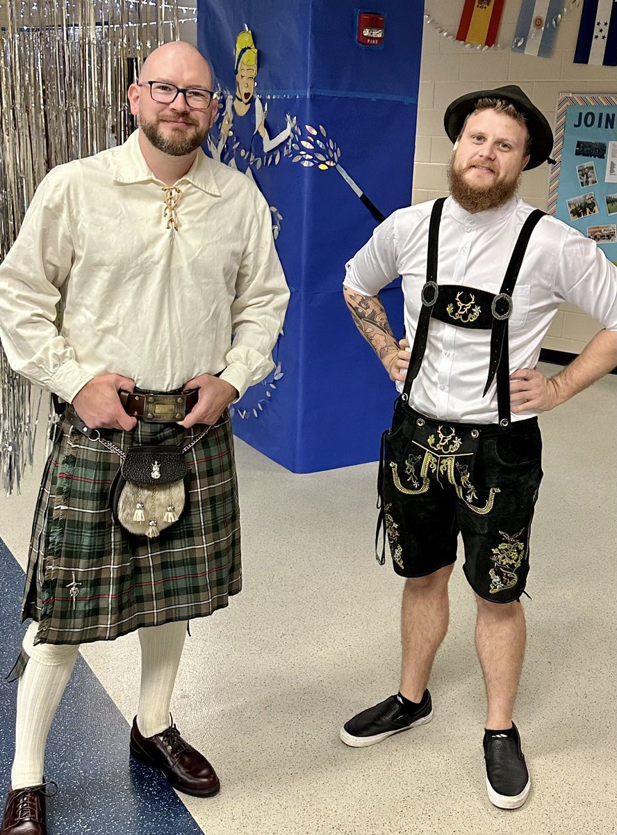 Brendan Berry (@bberrytic) on Twitter photo Never let it be said that <a href="/lafayetterams/">LafayetteHS</a> instructional technology doesn’t support spirit week Never let it be said that <a href="/lafayetterams/">LafayetteHS</a> instructional technology doesn’t support spirit week