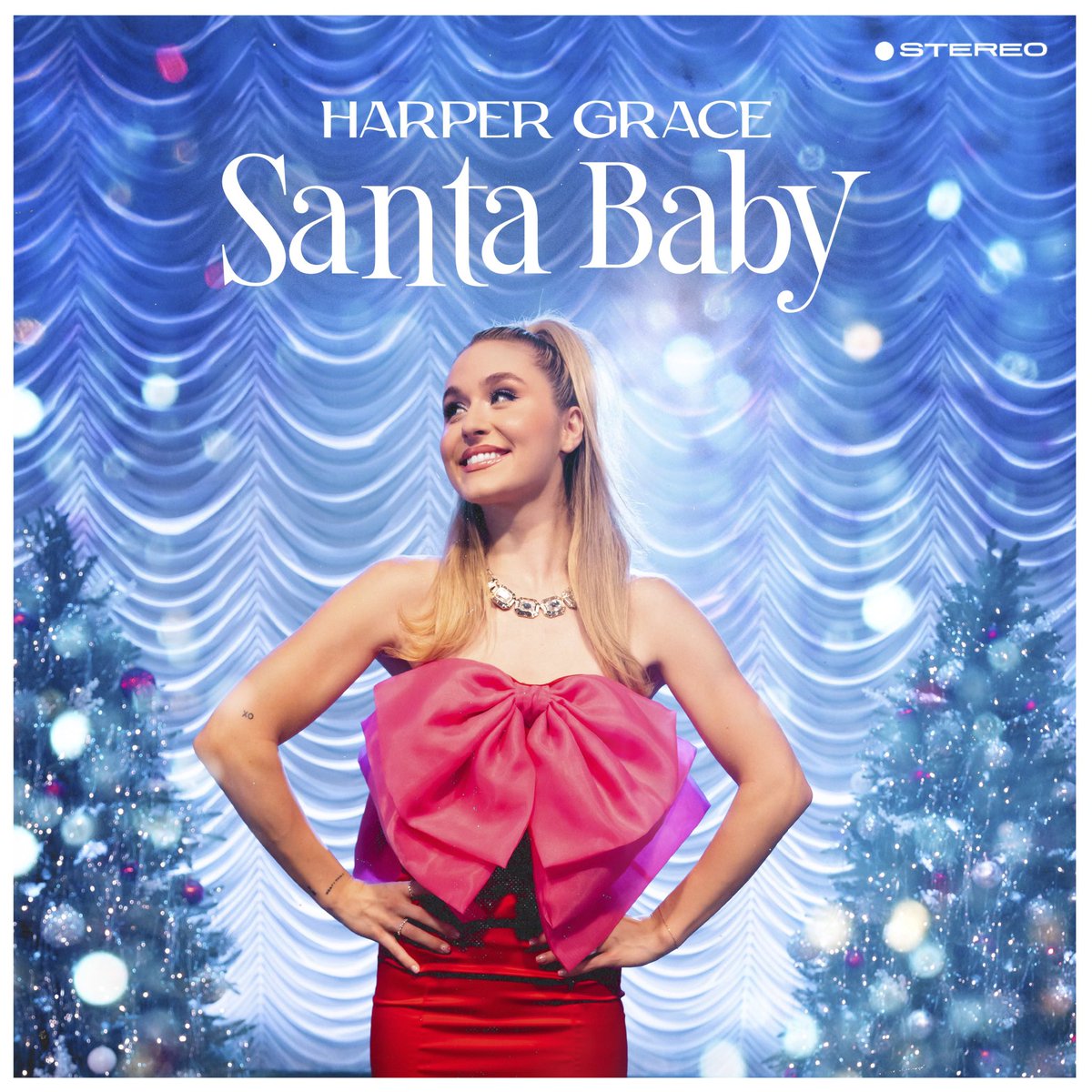 “Santa Baby” comes out in just 12 days, so you know what that means… let the 12 Days of Christmas countdown begin! Xo 🎄❤️

Presave here:  harpergrace.lnk.to/SantaBaby
#onthefirstdayofchristmas