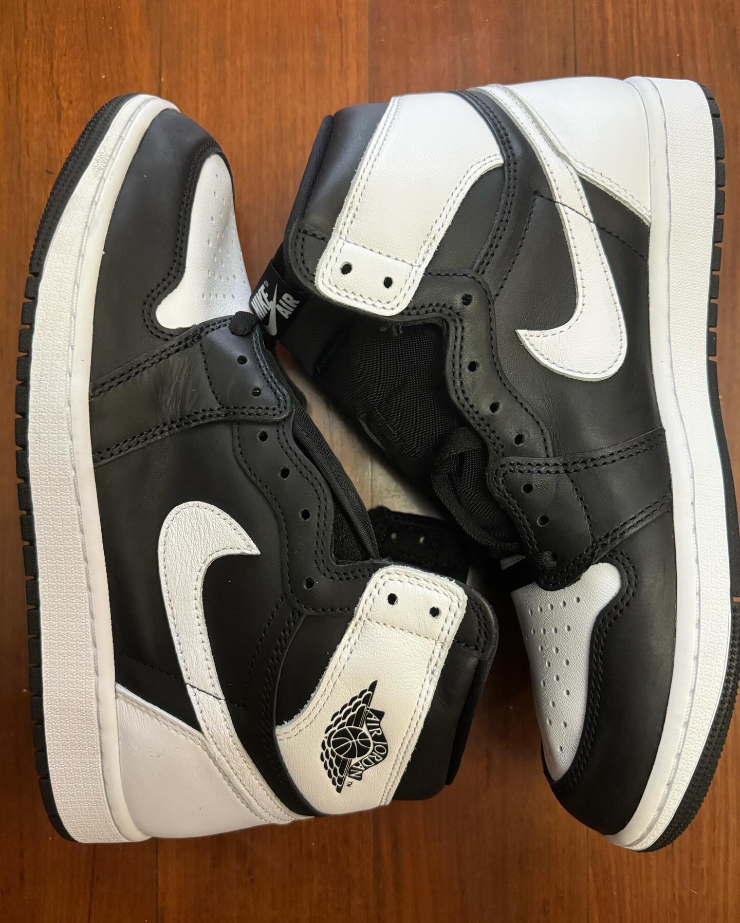 zSneakerHeadz on X