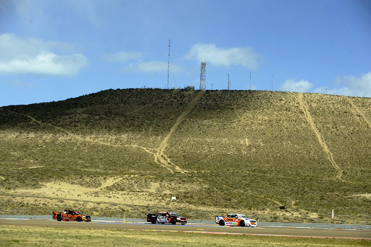 actcargentina's tweet photo. ¡QUE VISTA!
El #GPIveco en fotos 📸😍
📸 Germán Alt / Guillermo Cejas / Prensa ACTC https://t.co/Dyw1MLoC5k