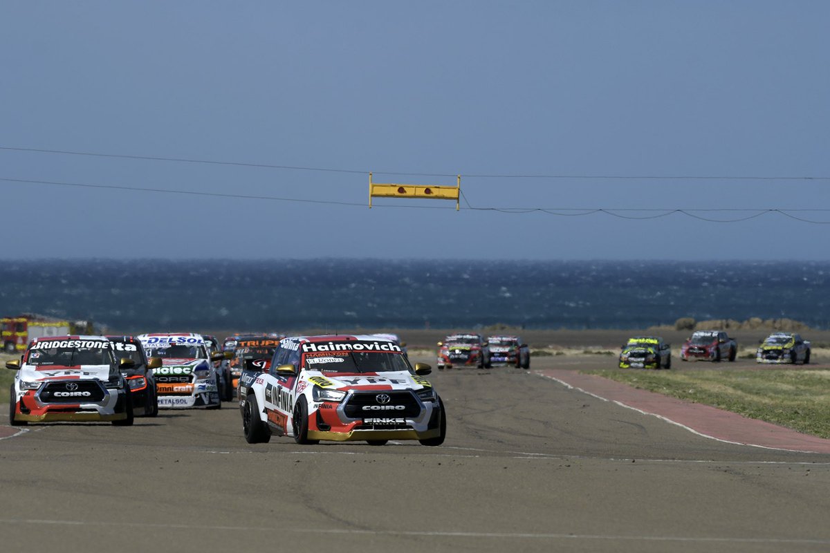 actcargentina's tweet photo. ¡QUE VISTA!
El #GPIveco en fotos 📸😍
📸 Germán Alt / Guillermo Cejas / Prensa ACTC https://t.co/Dyw1MLoC5k