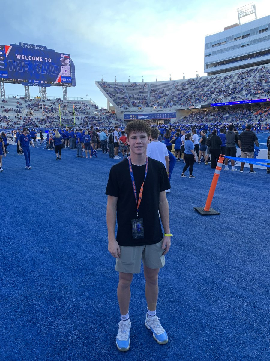 stimpsonryker1's tweet photo. Thanks for for having me down for a game @BroncoSportsFB Came out on 🔝@2mattmiller @kyleyoung_BSU @D_Co0p https://t.co/DXT4jCRx1d