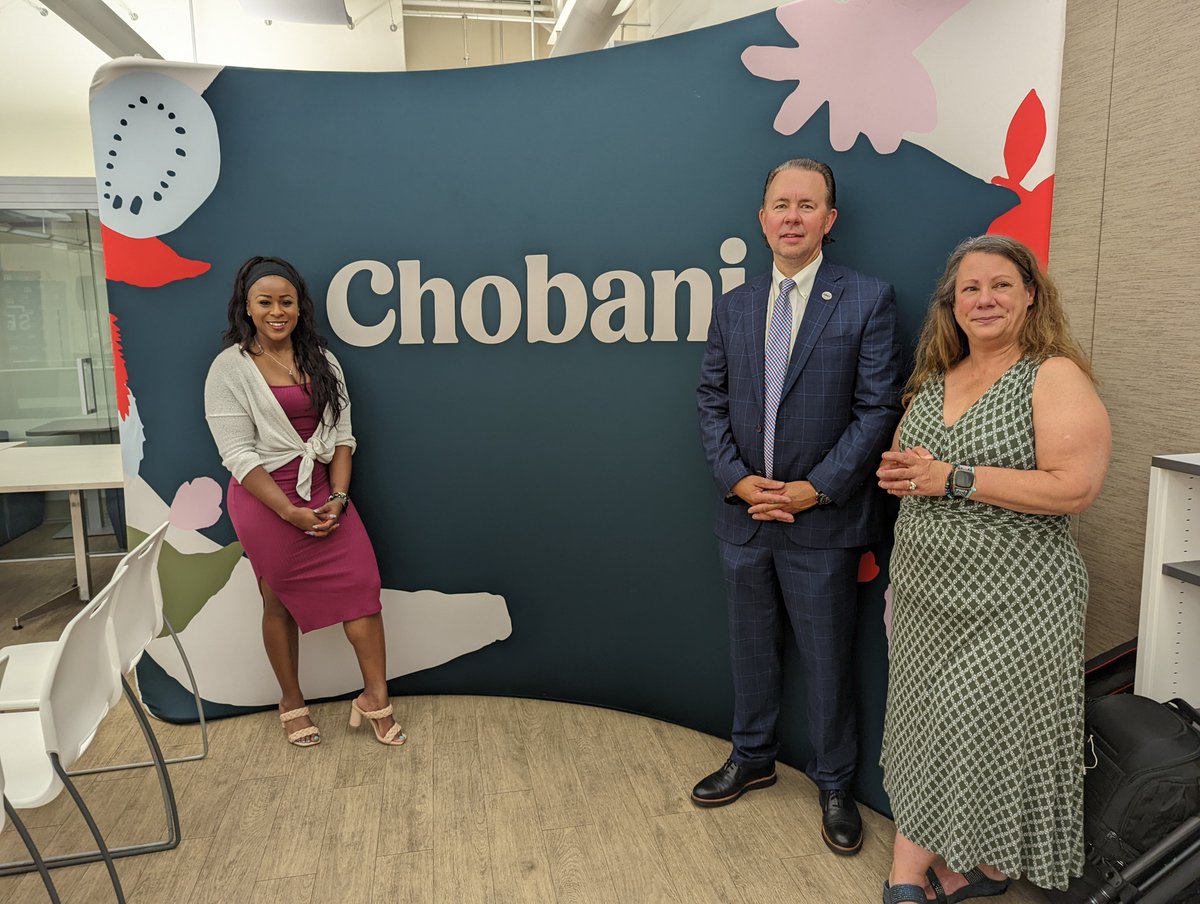 BrooklynSBDC's tweet photo. We joined @SBAUpstateNY to celebrate their 70th Anniversary, spotlighting @Chobani, a legacy business supported by @SBAgov, @pursuit_lending &amp; @keybank. Kudos to our partners! Together, we're helping drive the future of NYS manufacturing. 🎉 #NYSManufacturing https://t.co/Xy1ql1LjFG