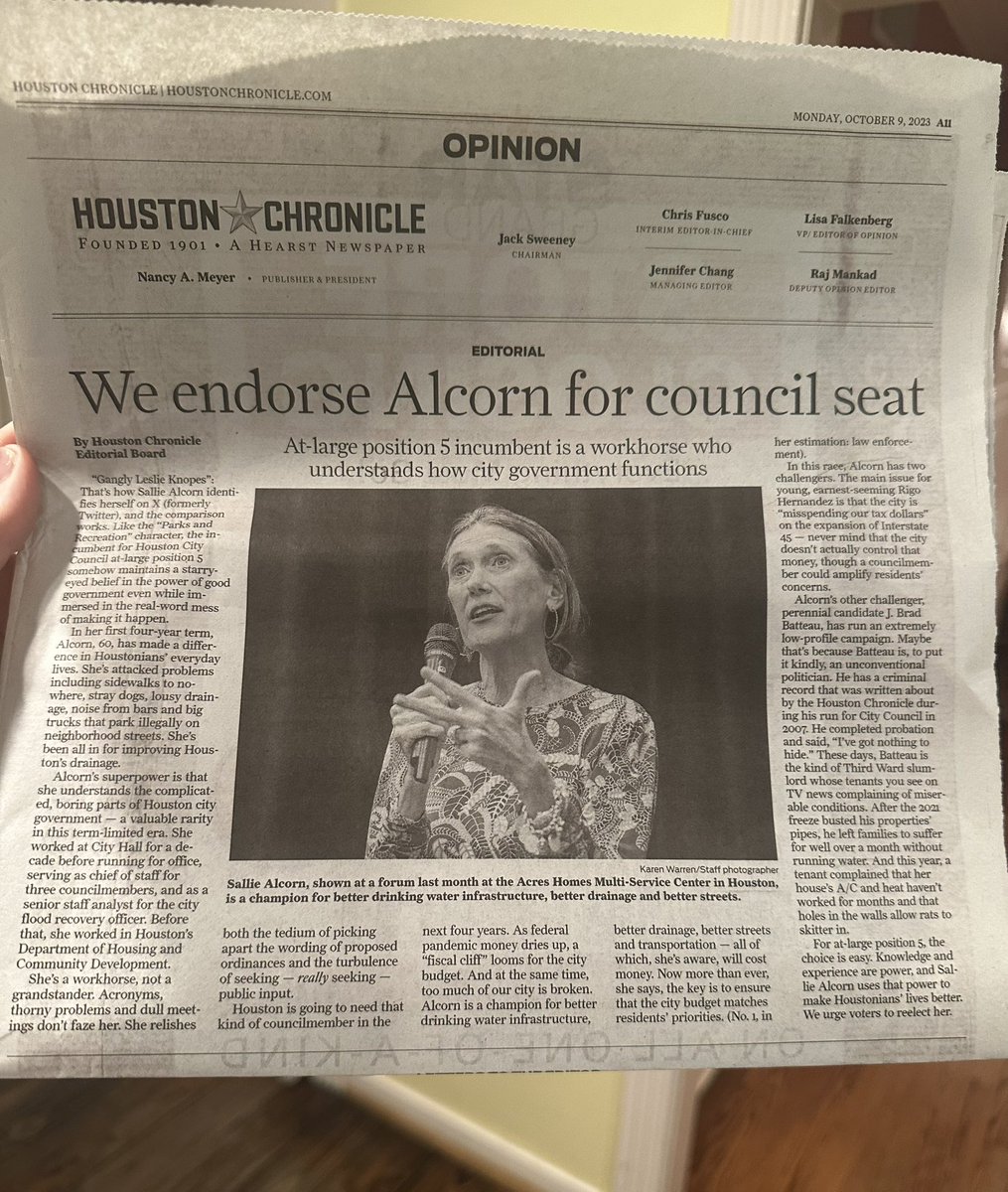 salliealcorn's tweet photo. A super nice thing to wake up to on a Monday morning. Thank you @ChronOpinion for the vote of confidence. “Gangly Leslie Knope” was actually what a former opponent called me once. I think he meant it as a dig. I wear it as a badge of honor! https://t.co/h57kMFHry3 https://t.co/fA1q3qmWfq