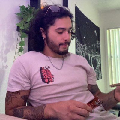 BrandonJosee's tweet photo. #NewProfilePic https://t.co/APCtlUXN9J