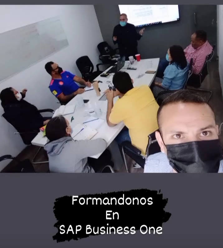 becerra_torres's tweet photo. Comparto este recuerdo del año 2022 cuando fui invitado por el equipo de Avlis Consultores a impartir una formación del sistema de gestión empresarial SAP Business One, fueron varios meses llenos de experiencias y aprendizajes junto a ese maravilloso grupo de colegas https://t.co/1kjcRXWpPk