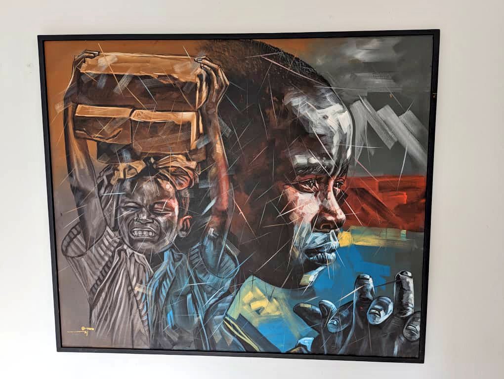 _Wanambwa's tweet photo. Meanwhile, I have just been told some of these pieces go for as low as Ugx50,000 (because mbadde ntiddemu nti omuntu wa wansi bino abisoboola!?😂😂😂)

We all can go away with something.🤝🏿👌🏿
#HumanRightsAreUniversal https://t.co/hs1ySjjftu