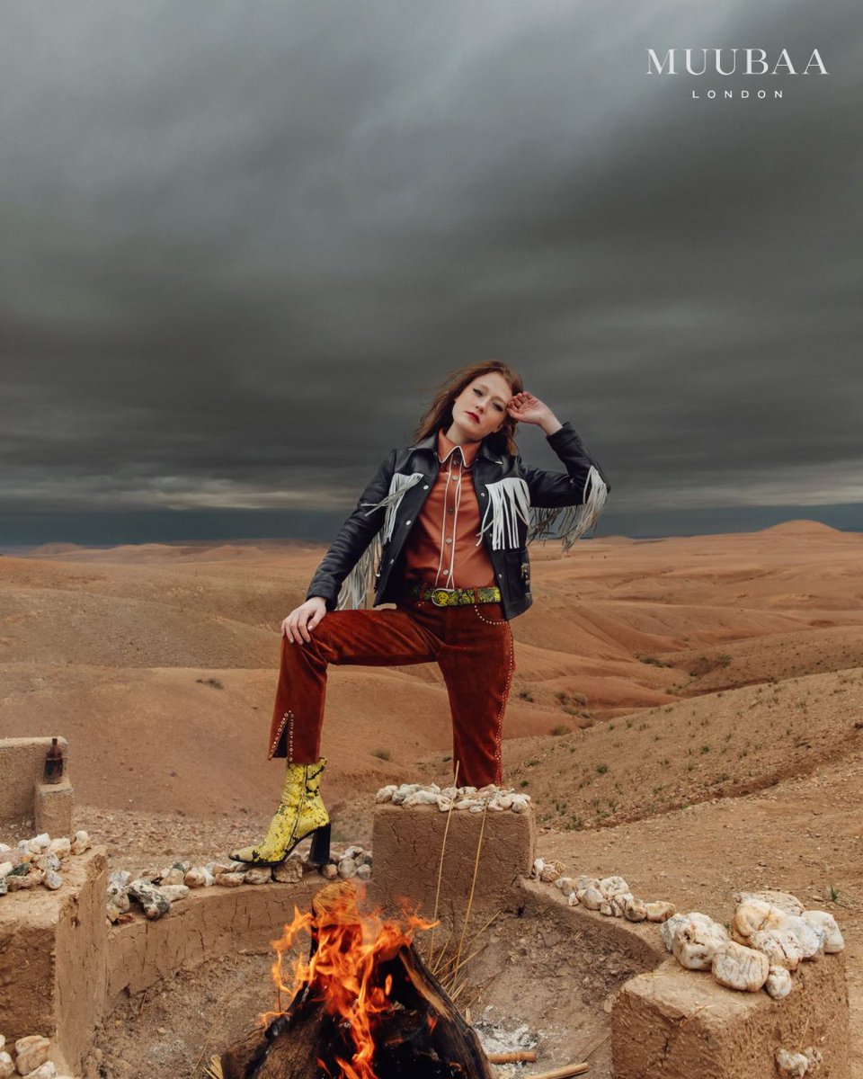 Muubaa's tweet image. Our Autumn/Winter 23 collection includes garments created using natural dye leather effects in earthy tones set against injections of unexpected lime snake print 🐍