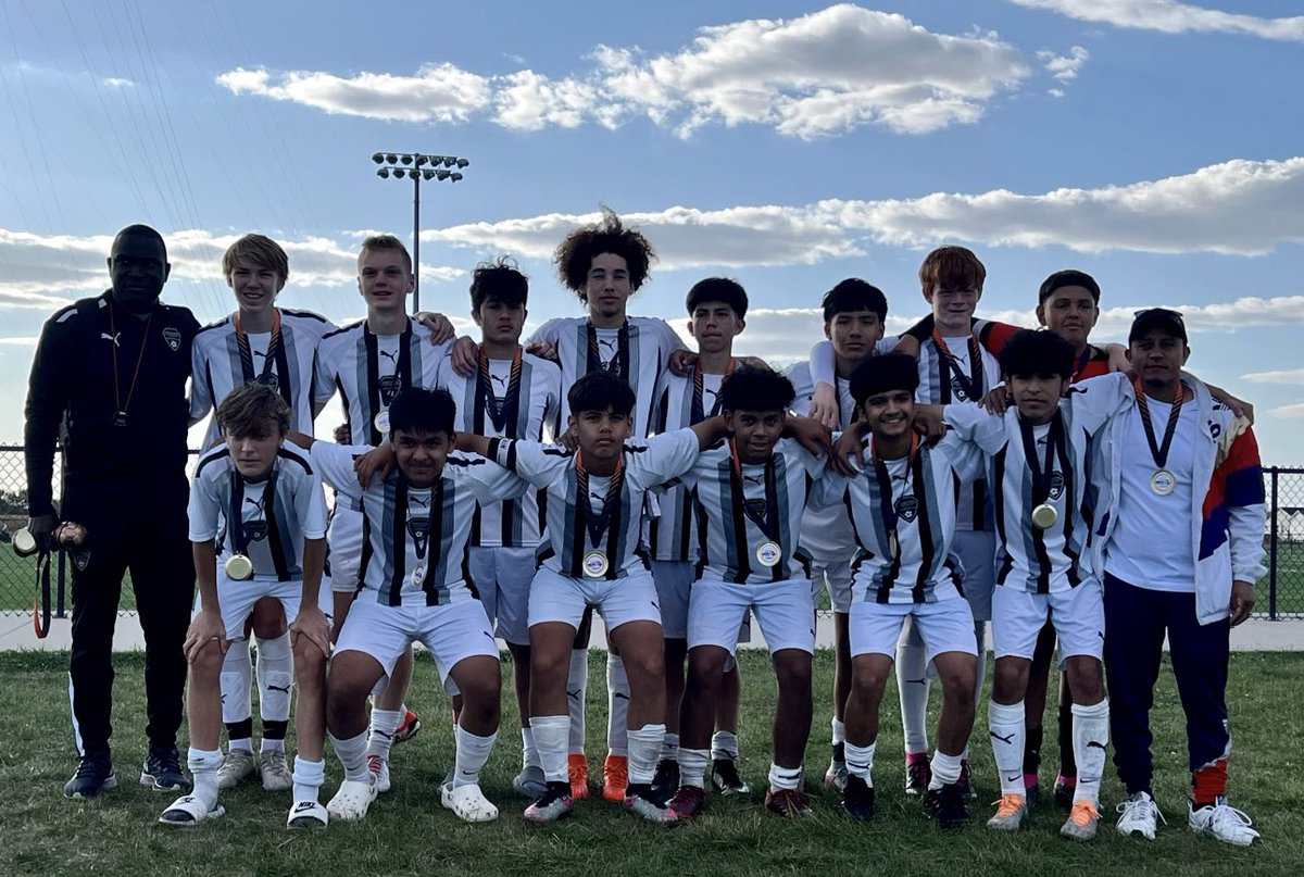 OmahaUnitedSC's tweet photo. Congratulations to our 2008B Black for an outstanding weekend at the SCFC Fall Classic tournament! The boys played well all weekend and finished as champions of the tournament! Congratulations coach Thierry and boys! 

#UnitedAsOne 
#OneTeamOneHeart 
#DevelopingTogether https://t.co/fnkDQjp6w9