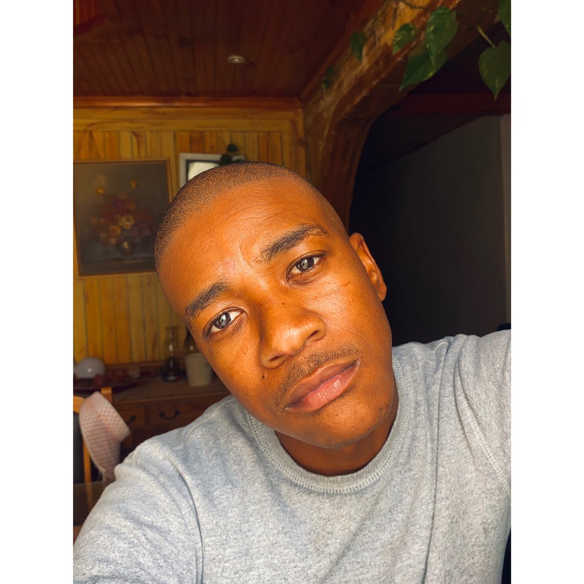 SinneyKhumalo tweet picture