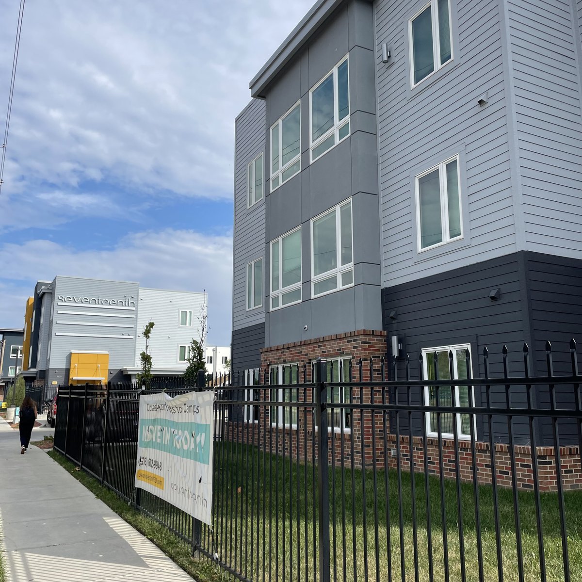 SeventeenthWsu's tweet photo. Experience stress-free living at Seventeenth.

Our secure gated community and 24/7 security cameras provide a safe and secure home for our residents and community members.

Tour your future home today: https://t.co/ie66KxCzj8

#17StepsToWSU https://t.co/sEmt4ms23r