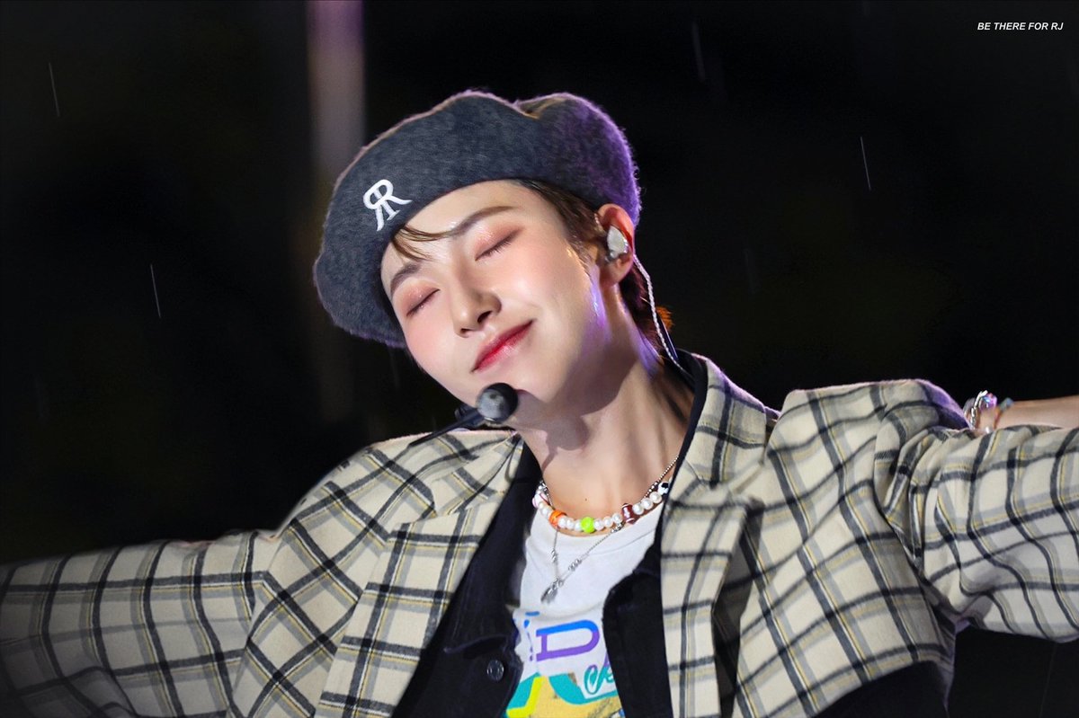 🦊꒰ หม้อไฟ ꒱🔥 tweet media