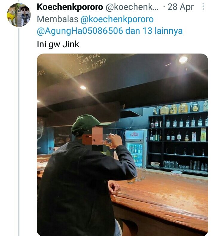 Guntur_Combat's tweet photo. @Petruk_Penipu @damianpenyulep @Resty_J_Cayah @person_sandora klo nyang aslinye ade pnye pel2 lhon2 wkt die lupe hps ntuuh kode paspor die simpang empat lom2😂 https://t.co/ZobTwHHDbb
